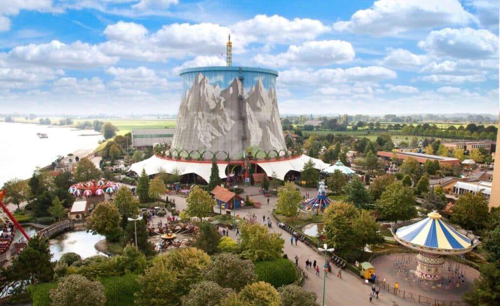Kernie´s Familienpark Kühlturm-©-Wunderland Kalkar