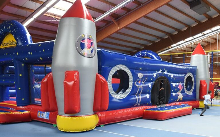 Hüpfburg Kinder Galaxie Weltraum