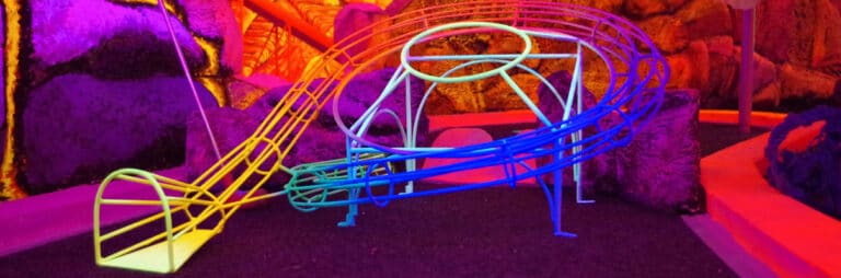 Dockx Schwarzlicht Minigolf