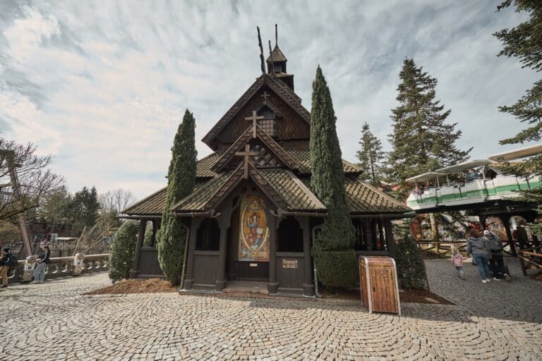 Europa-Park 2023 Norwegische Stabkirche