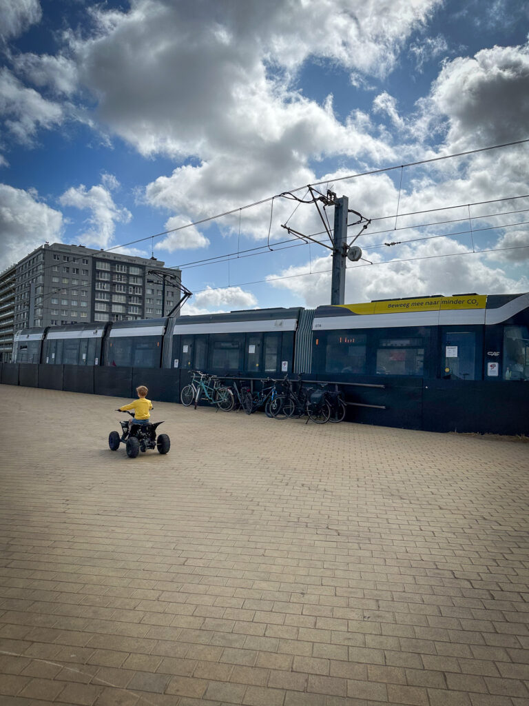 Tram / Bahn in Middelkerke