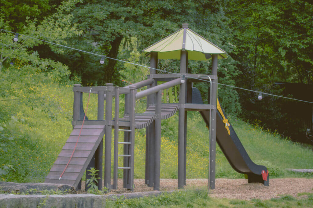 Schwarzwaldzoo Waldkirch Spielplatz Turm